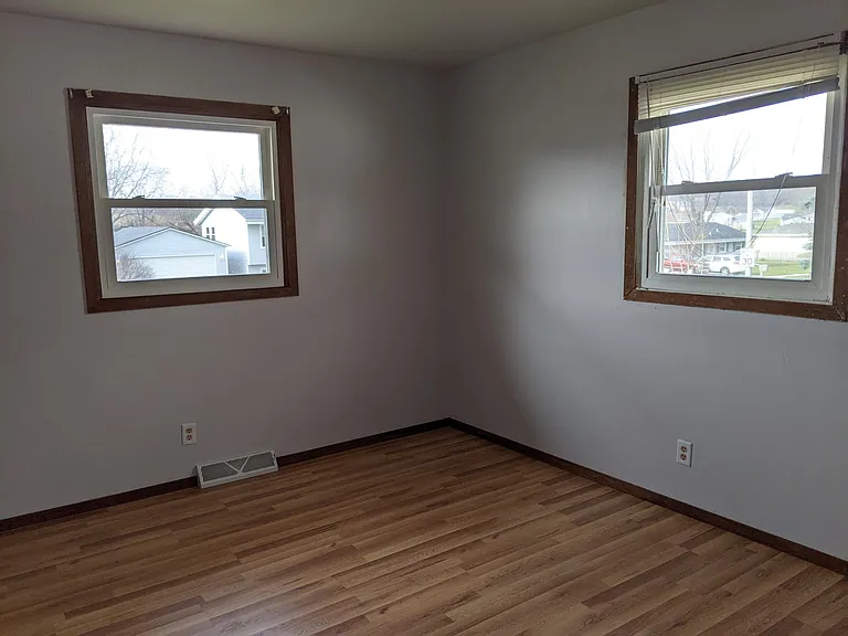 511 Chisholm Trl — Photo 9