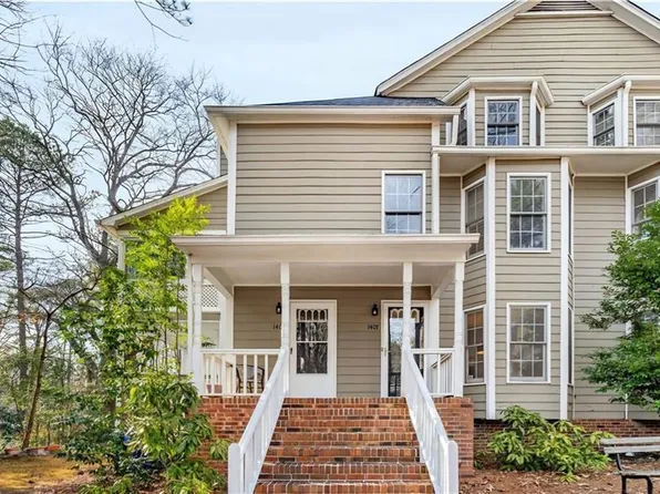 1409 Oakridge Cir, Decatur, GA 30033