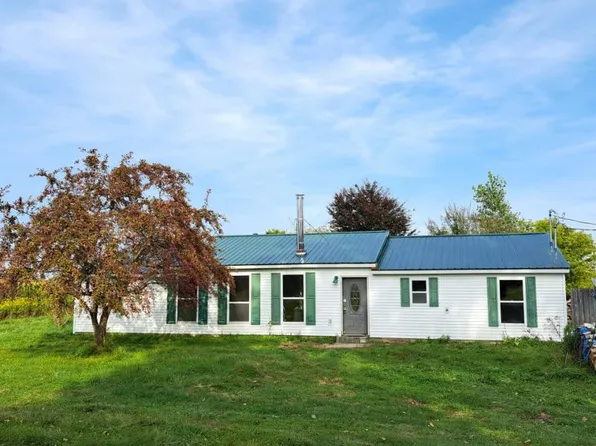 6621 White Creek Rd, Marlette, MI 48453