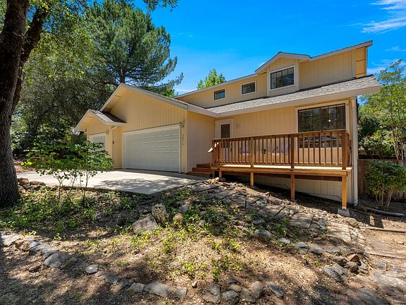4th image of 2816 Hillcrest Dr