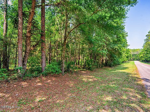 5th image of 19037 NW 72ND Avenue
