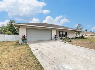 5280 Montserrat Dr, Lakeland, FL 33812