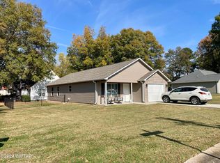 1088 E Jackson St, Milan, TN 38358