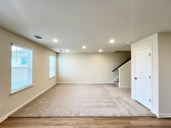 281 Alcatraz Loop, Jarrell, TX 76537