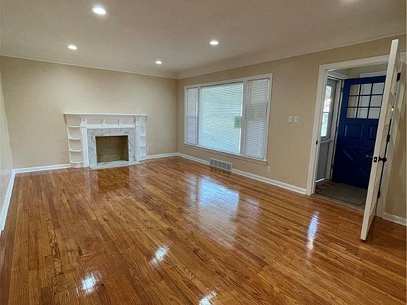 2nd image of 1223 S Belvoir Blvd