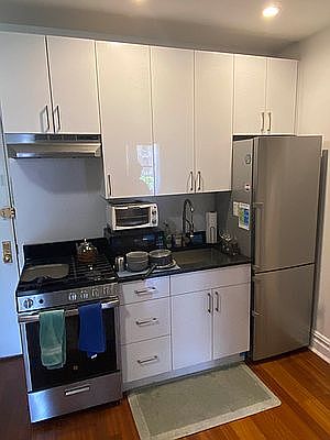 3rd image of 1261 Park Ave APT 4