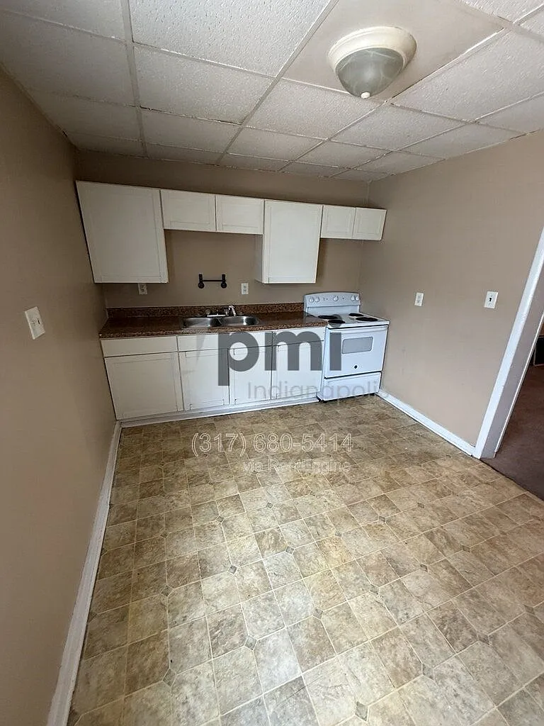 3 bed, 1.0 bath, 750 sqft, $825 — Photo 3