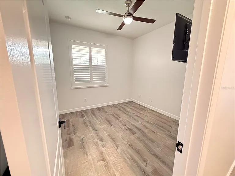 2347 Crosston Cir — Photo 12