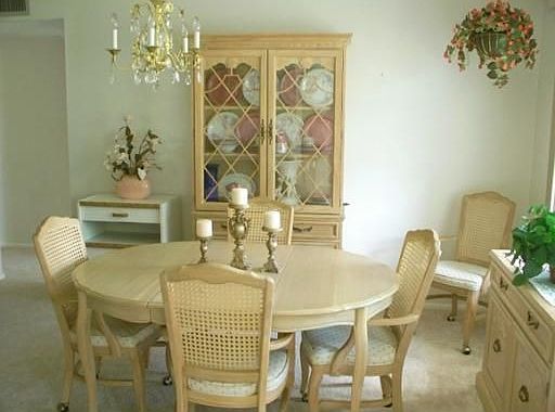 Dining Set Stays in Home