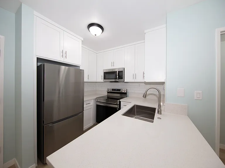 11685 Montana Ave #103 — Photo 4