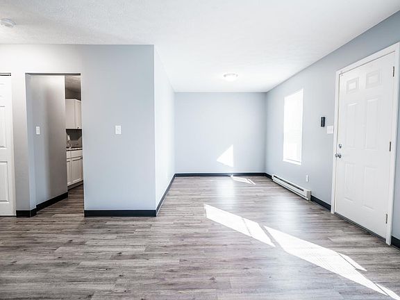 2nd image of 3864 N Kercheval Dr
