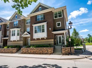 440 3rd Ave APT 5, Coralville, IA 52241