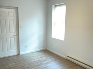 314 S 5th St #2R, Reading, PA 19602