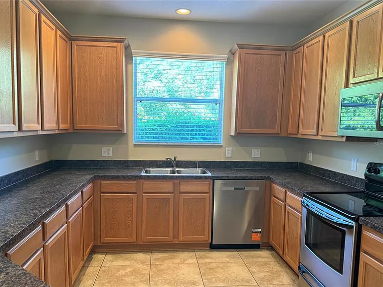 516 Penny Royal Pl — Photo 6