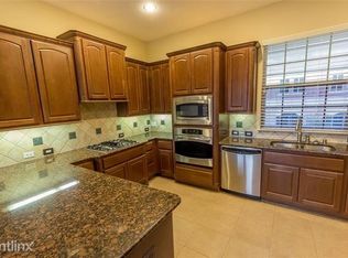 1719 Dominic Ln, Houston, TX 77049