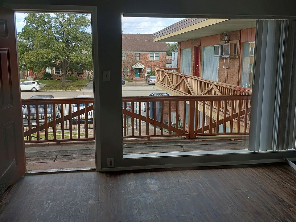 1st image of 4309 Pease St #17