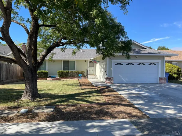 954 Eleanor Avenue, Rohnert Park, CA 94928