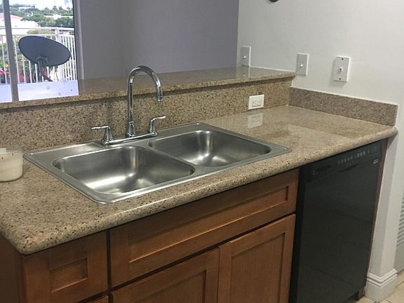 4th image of 219 NW 12th Ave APT 709