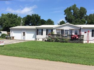 802 W Missouri St, Highland, KS 66035