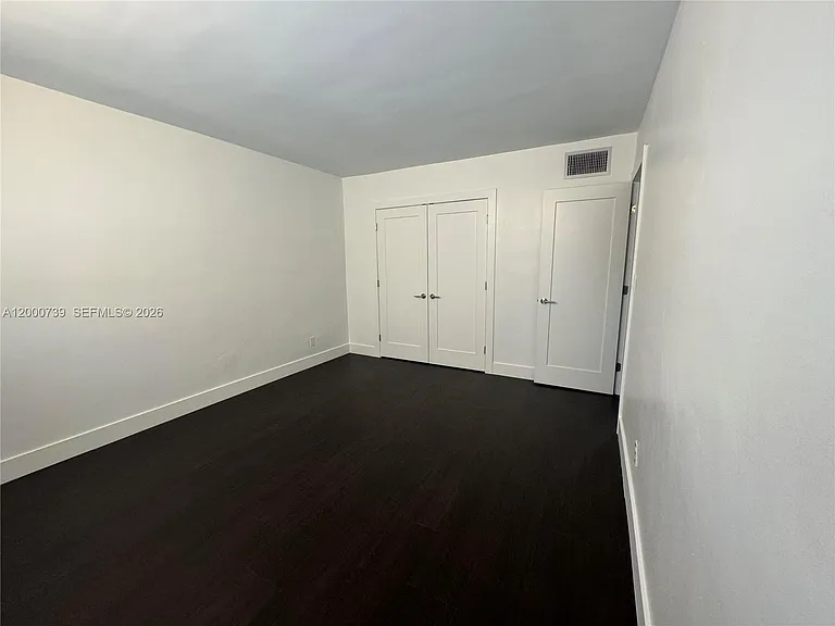 4850 SW 26th Ave #1-6 — Photo 6