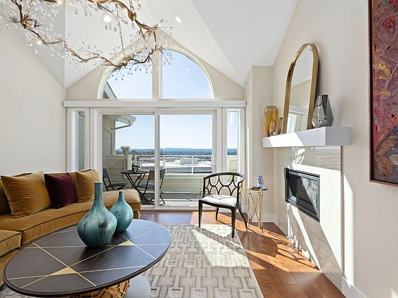 2nd image of 2075 Stonefield Lane