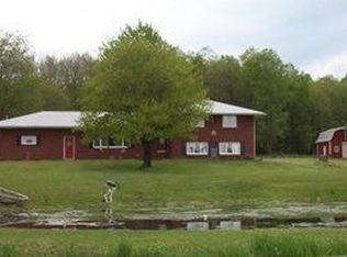 379 Crestview Dr, Transfer, PA 16154