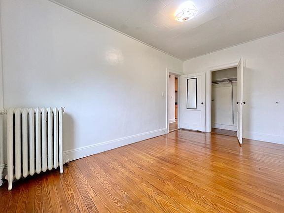 5th image of 163 Glenwood Ave #2