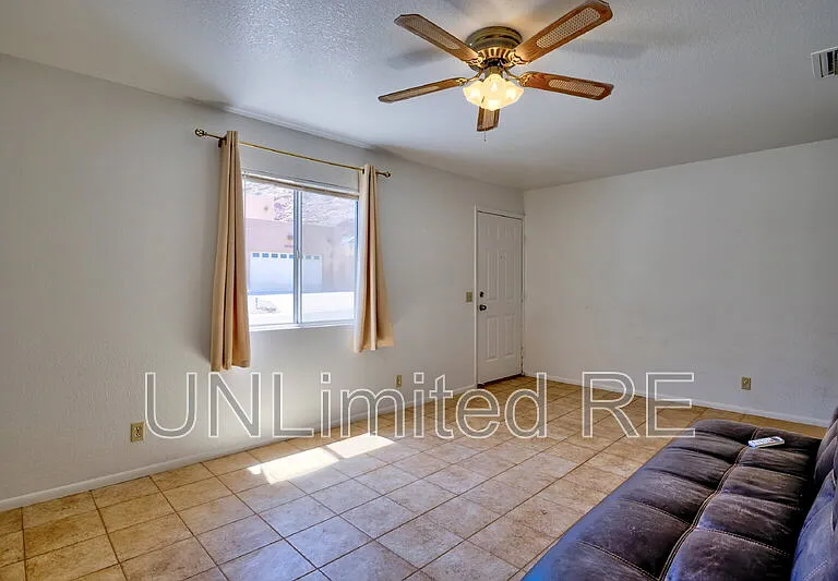 37339 S Buckskin Cir — Photo 4