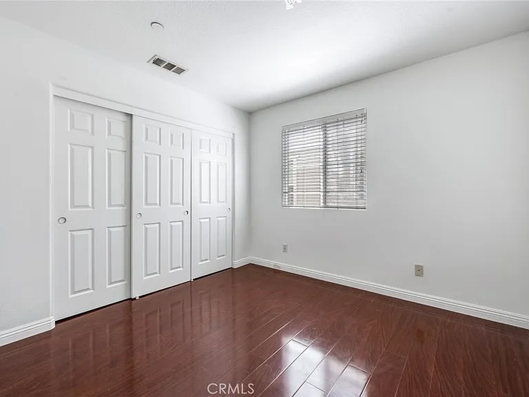 4544 Filson St — Photo 14