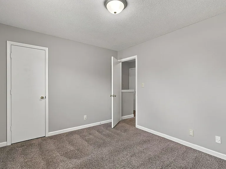 Tower Dr - 3264 — Photo 20