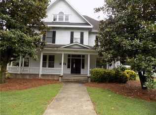 450 E Sprague St APT 2, Winston Salem, NC 27127