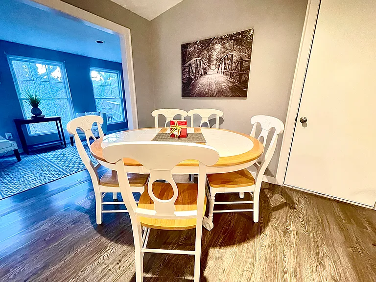 13 Grisham Dr — Photo 17