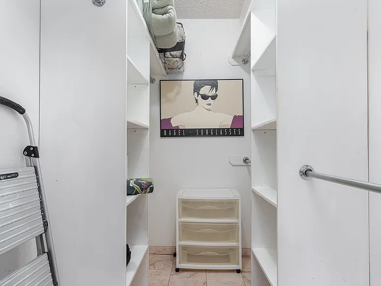 8611 Datapoint Dr #12 — Photo 8