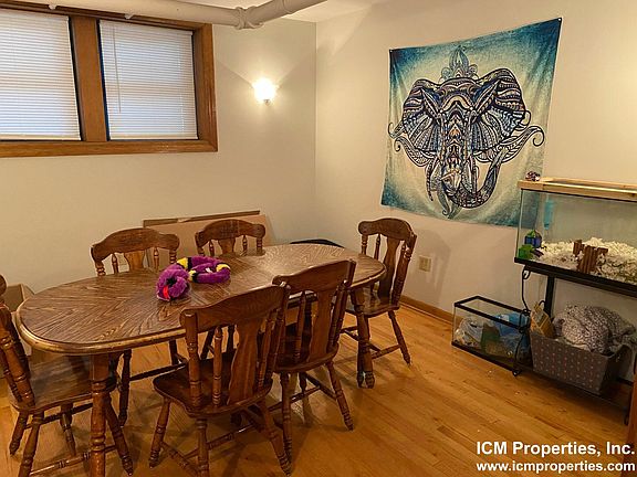 3rd image of 4688 N Winchester Ave #1