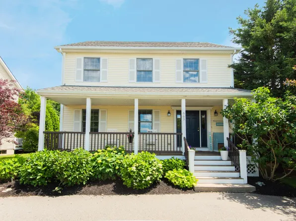 663 Aquidneck Ave, Middletown, RI 02842