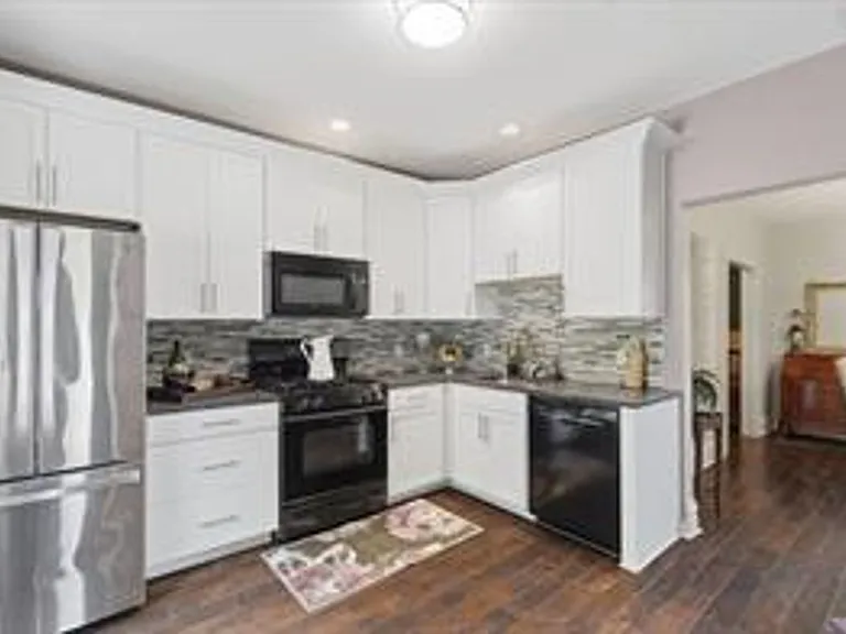 420 Catoma St — Photo 6