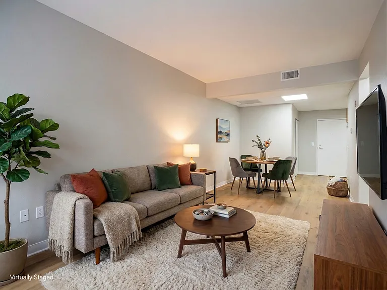 Spacious Living at Heritage Lofts, Piqua — Photo 39