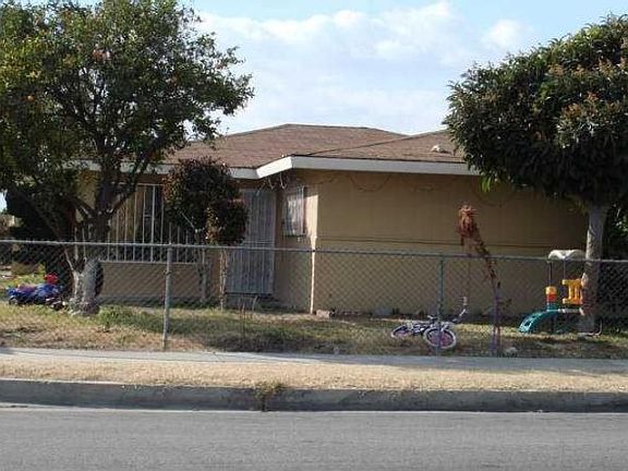 2nd image of 3845 Foster Ave