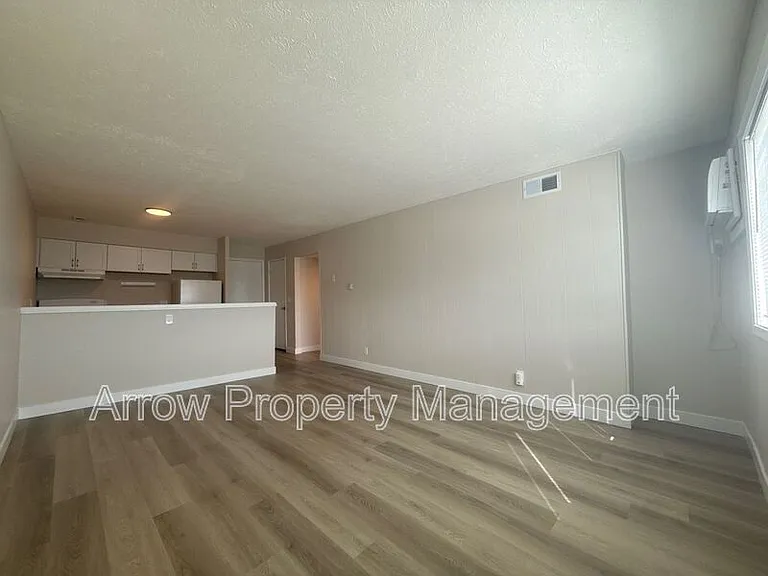 5703 S 14th St #7 — Photo 3