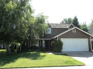 329 Baneberry Ct, Waterford, CA 95386