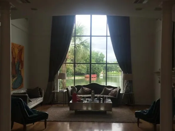 27 Swan Isle Blvd, Missouri City, TX 77459