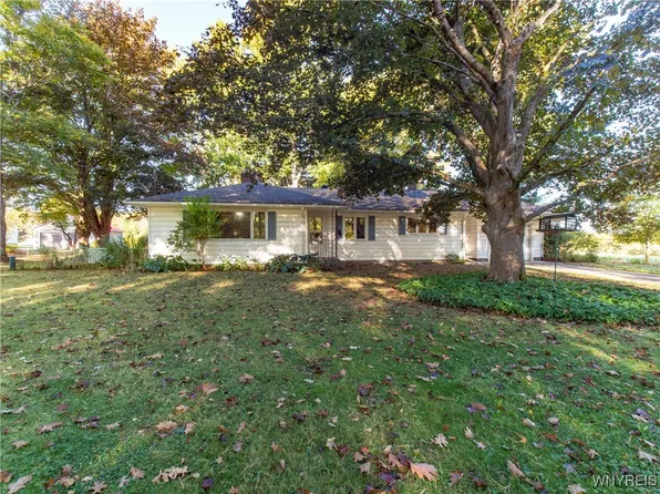 10131 Maltbie Rd, Gowanda, NY 14070