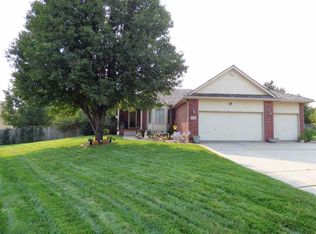 10113 W 19th Cir N, Wichita, KS 67212