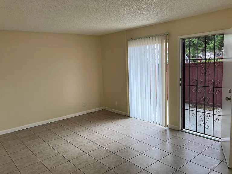 52nd Street Apartments — Photo 21