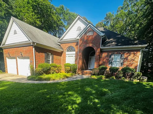 8106 Acton Ct, Mint Hill, NC 28227