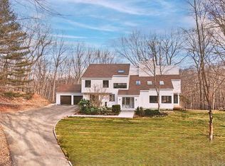 27 Walker Ln, Weston, CT 06883