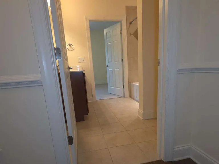 321 Gallery Dr #202 — Photo 7