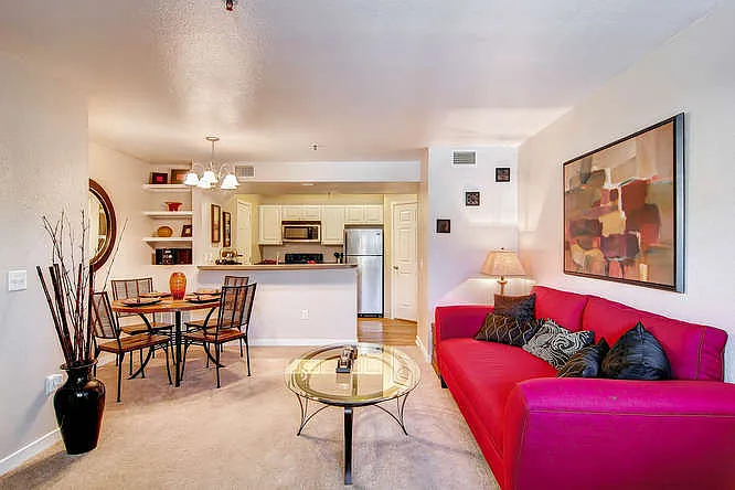 Miramont Apartments — Photo 37