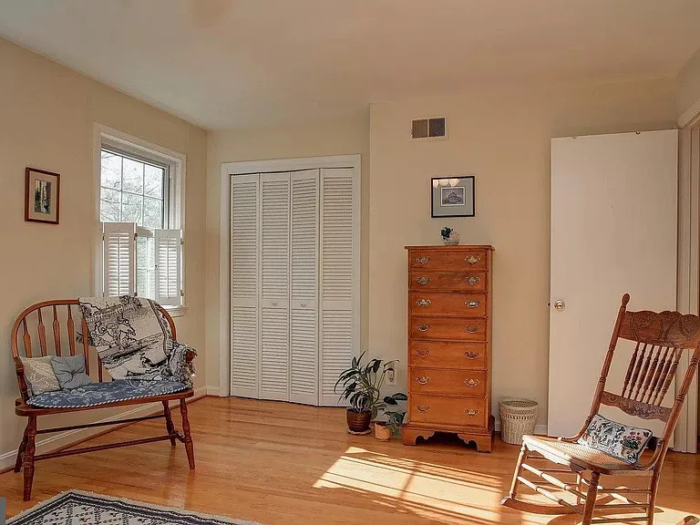 3124 Barnard Ct — Photo 9