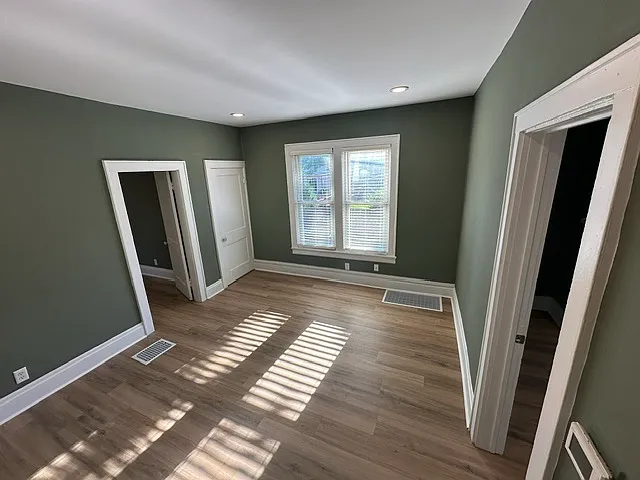 655 Jackson St — Photo 10